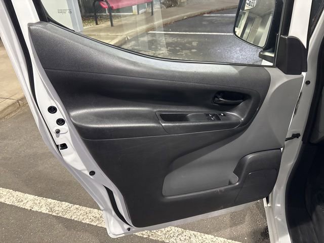 Used 2015 Nissan NV200 S w/ Cruise Control Package image 10