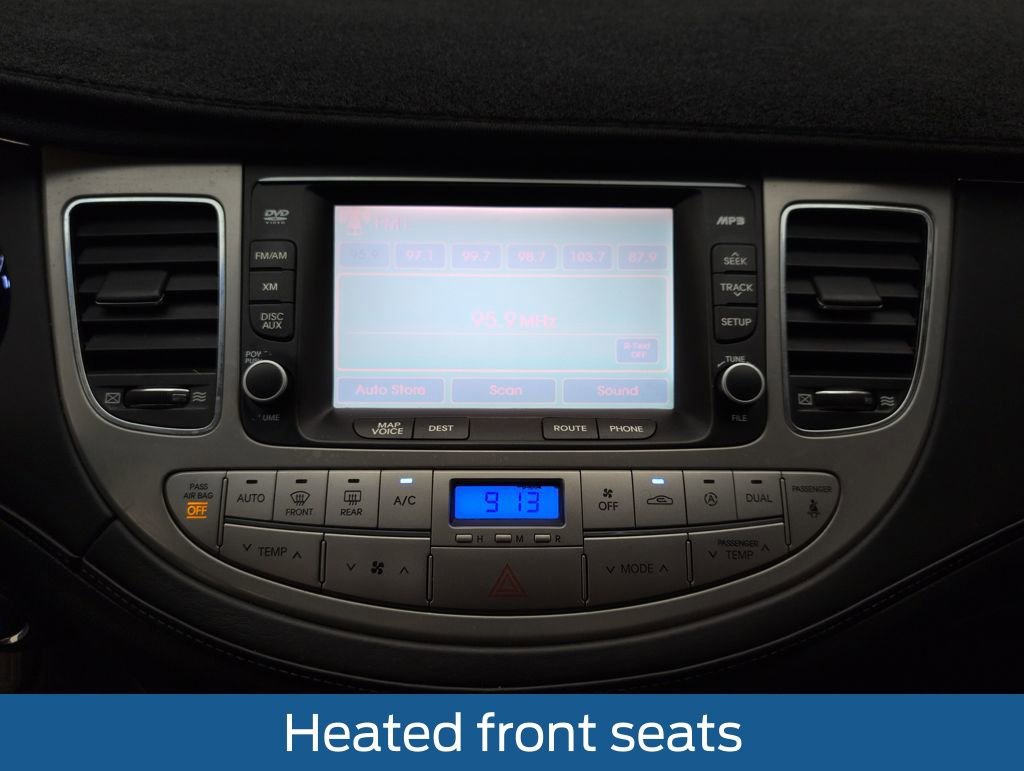 Used 2010 Hyundai Genesis 4.6 image 27