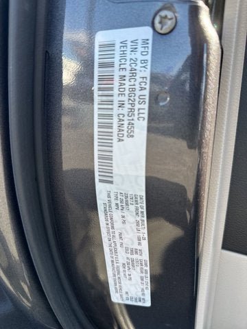 Used 2023 Chrysler Pacifica Touring-L image 21