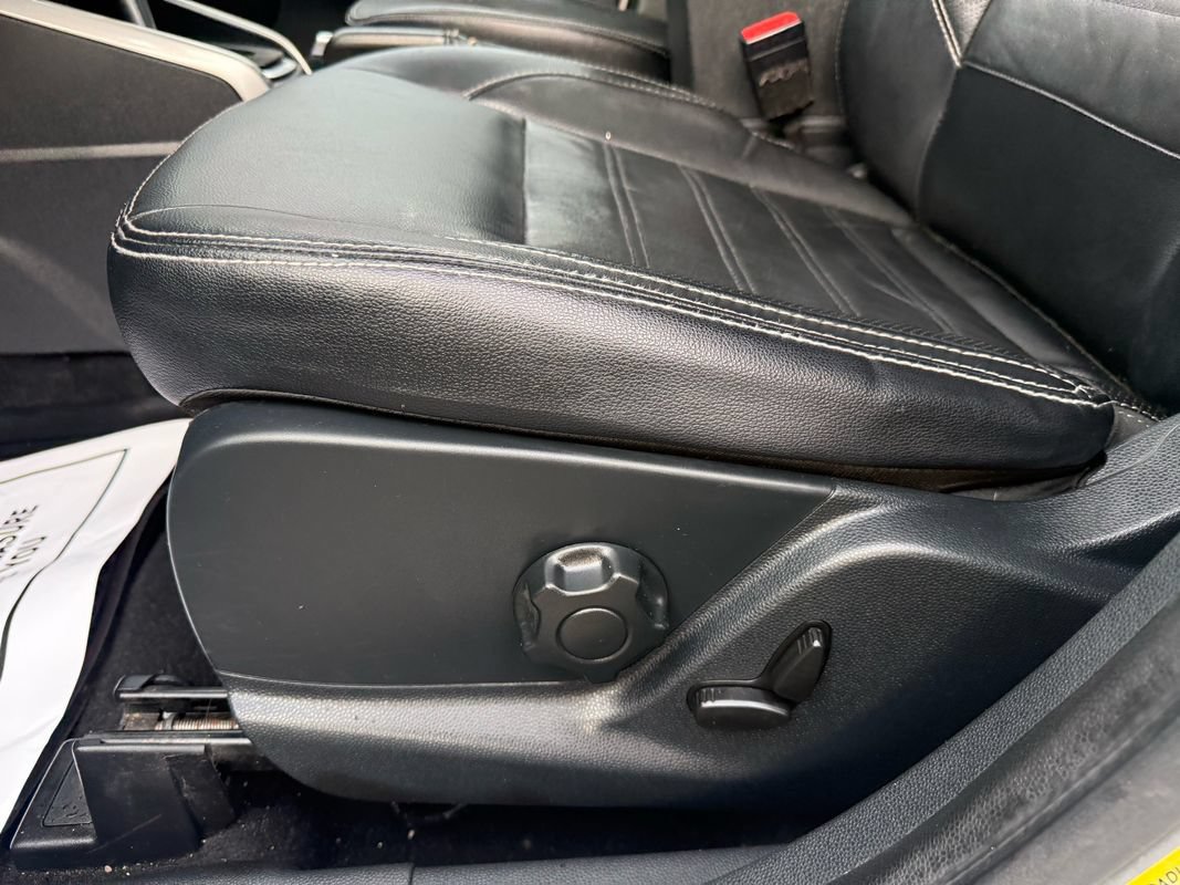 Used 2020 Ford EcoSport Titanium AWD/4WD image 15