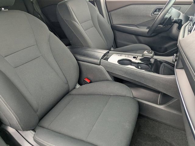 Used 2023 Nissan Rogue S image 10