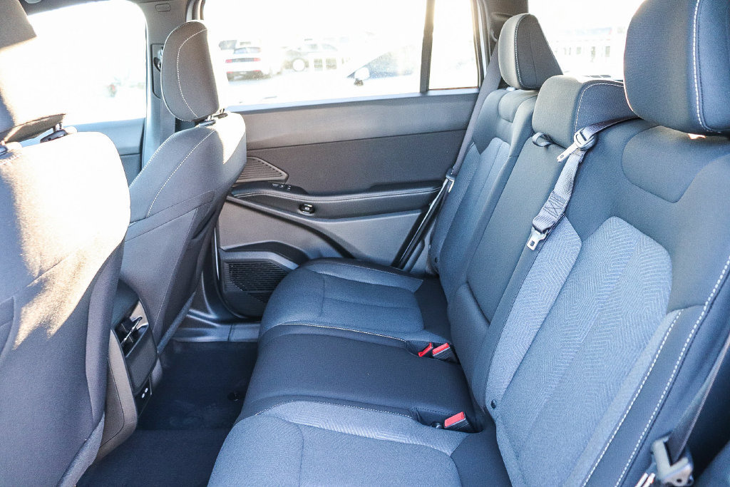 New 2026 Jeep Cherokee Laredo AWD/4WD image 21