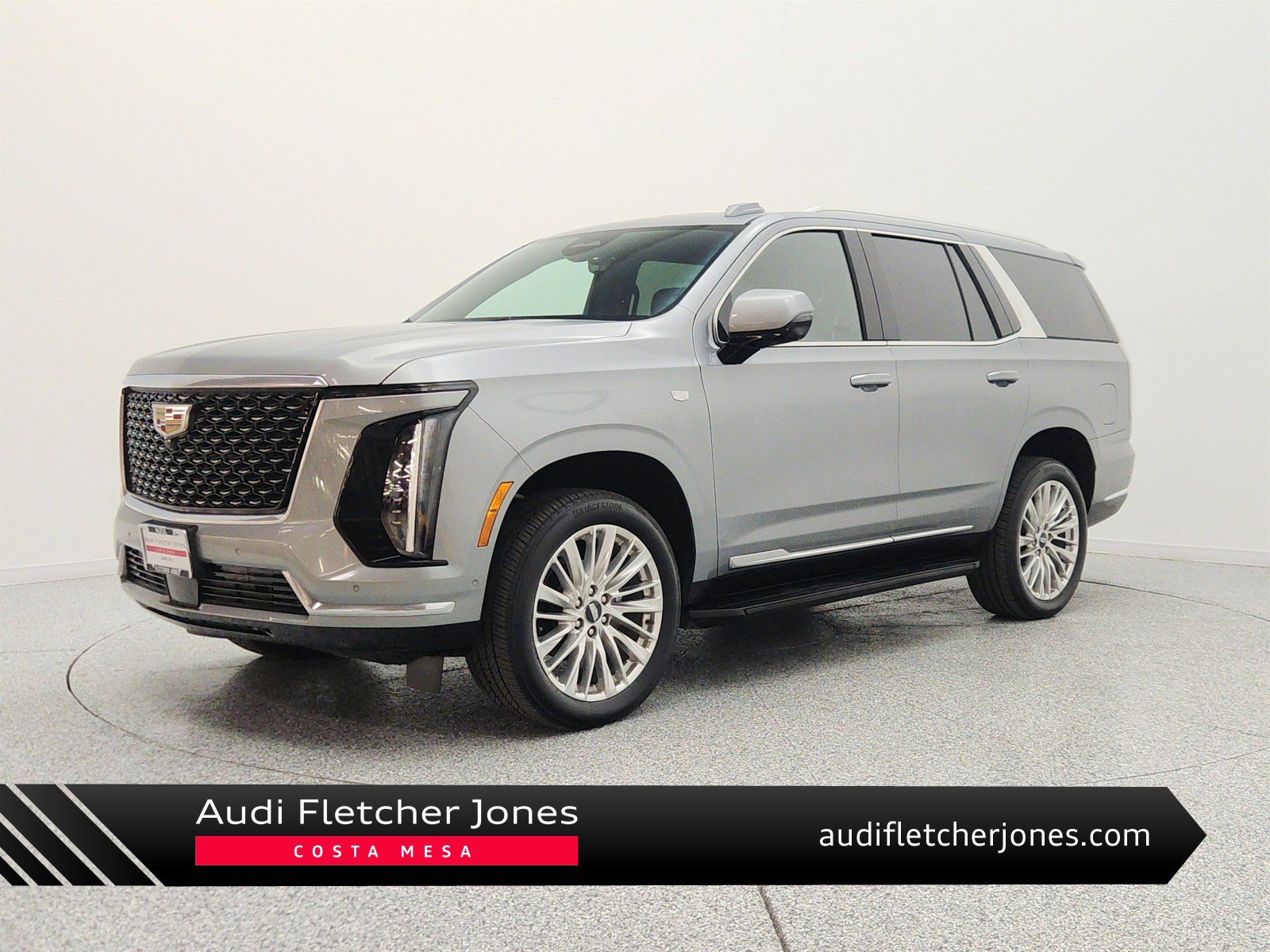 Used 2025 Cadillac Escalade Premium Luxury AWD/4WD image 1