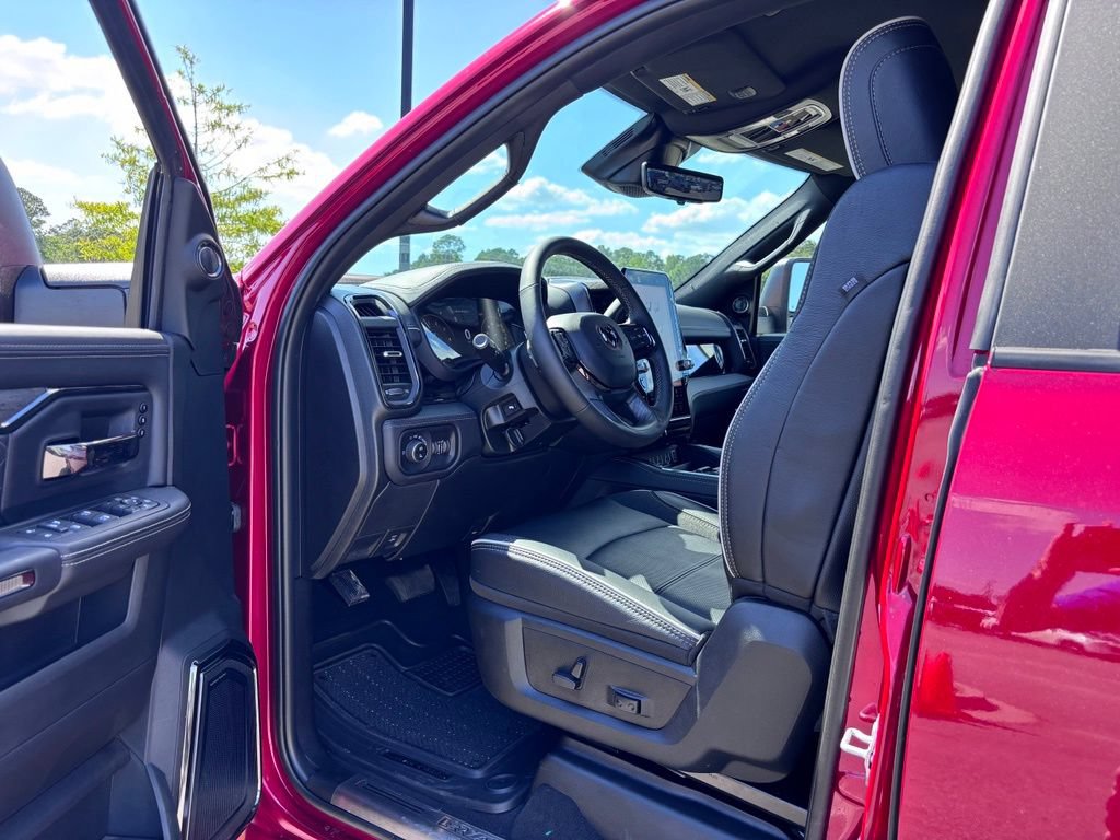 New 2026 RAM 3500 Limited AWD/4WD image 42