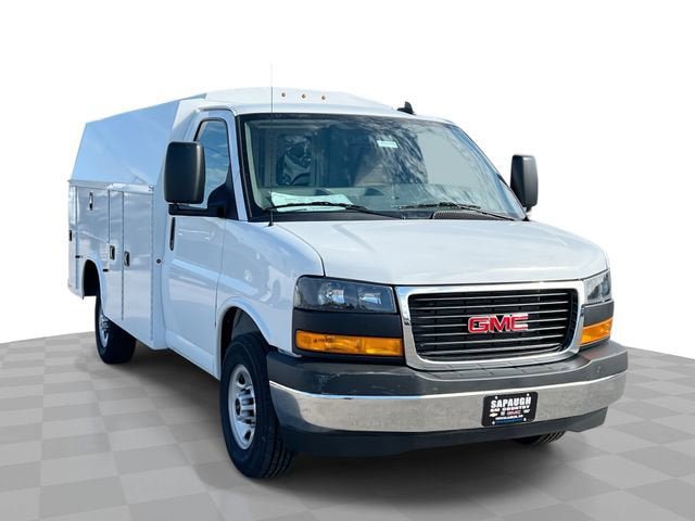 New 2025 GMC Savana 3500 w/ Power Convenience Package