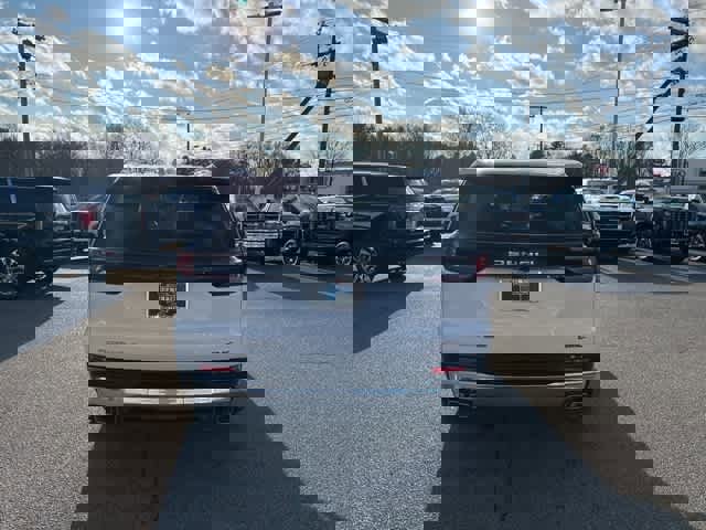 New 2026 GMC Acadia Denali w/ Super Cruise Package image 6