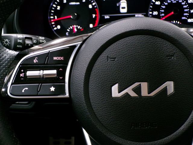 Used 2024 Kia Forte GT-Line image 17
