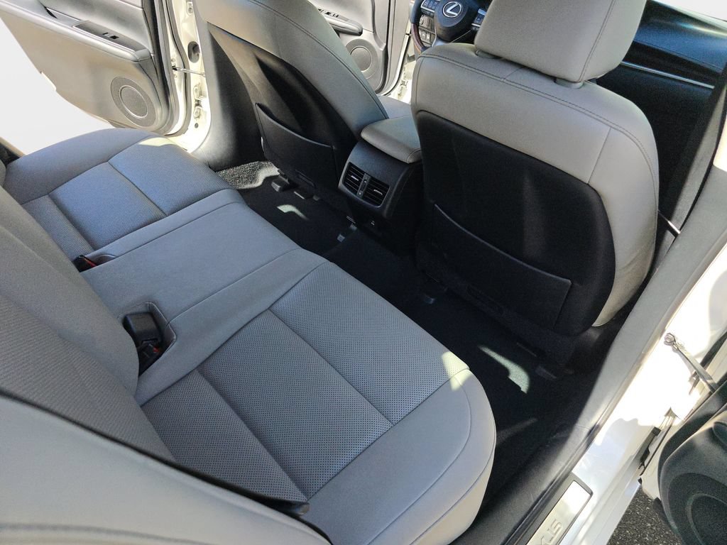 Used 2016 Lexus ES 350 w/ Navigation System Package FWD image 13