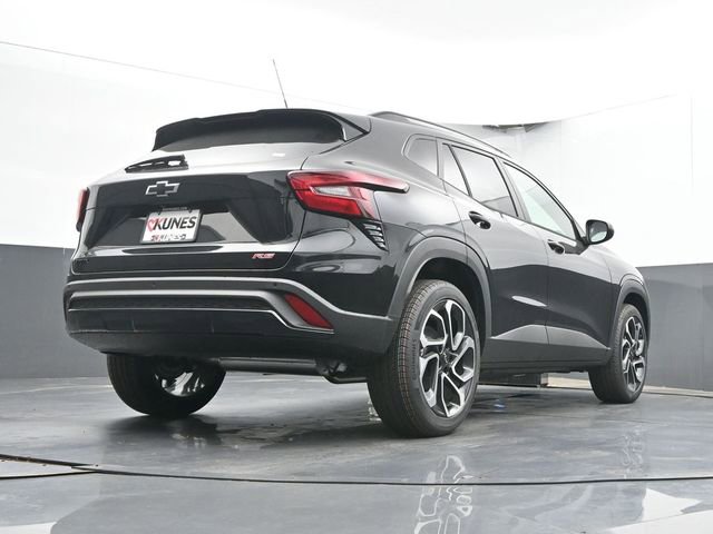 New 2026 Chevrolet Trax RS w/ Sunroof Package FWD image 43