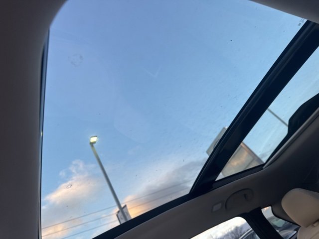 Certified 2022 INFINITI QX50 Luxe image 23