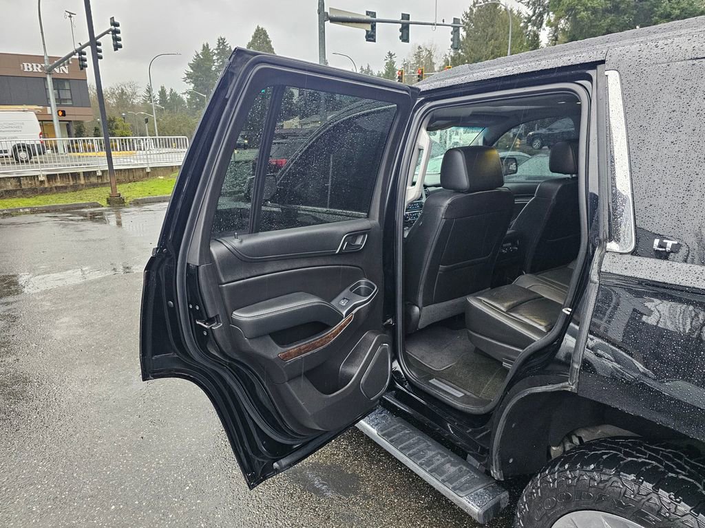 Used 2017 Chevrolet Tahoe LT w/ LT Signature Package image 21