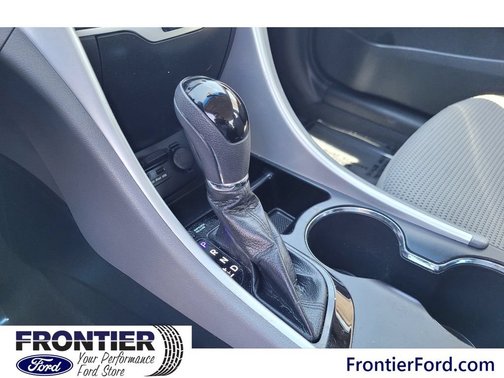 Used 2012 Hyundai Sonata GLS w/ Popular Equipment Pkg FWD image 12