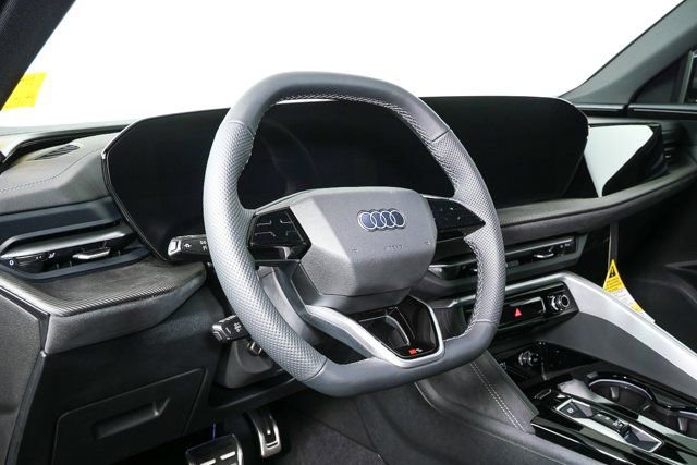 New 2025 Audi SQ5 Premium Plus image 4