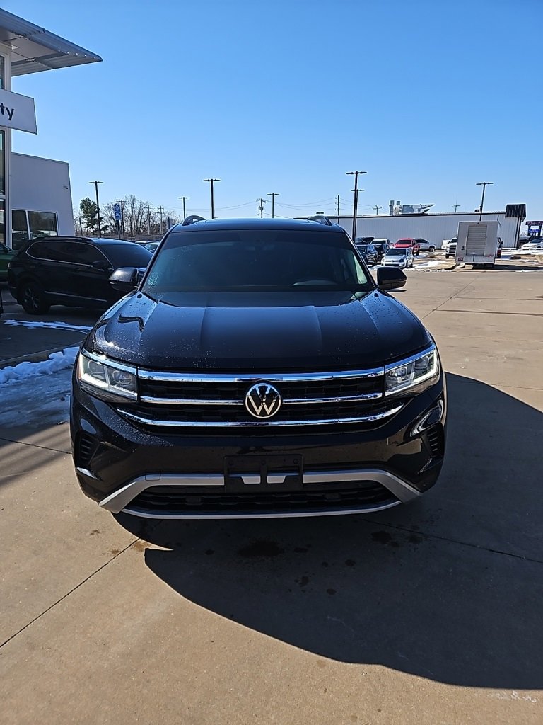 Used 2022 Volkswagen Atlas SE image 2