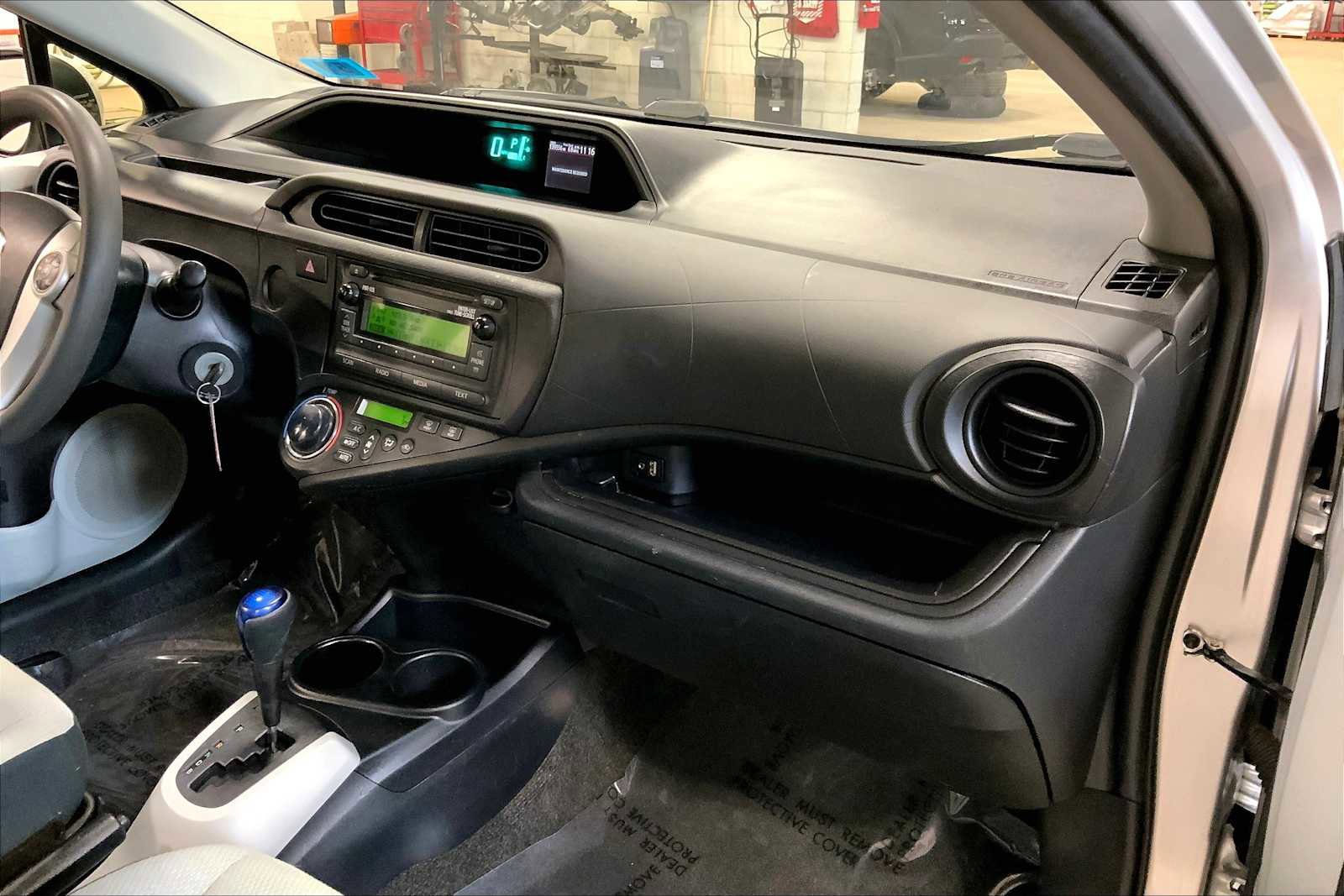 Used 2012 Toyota Prius C One image 17