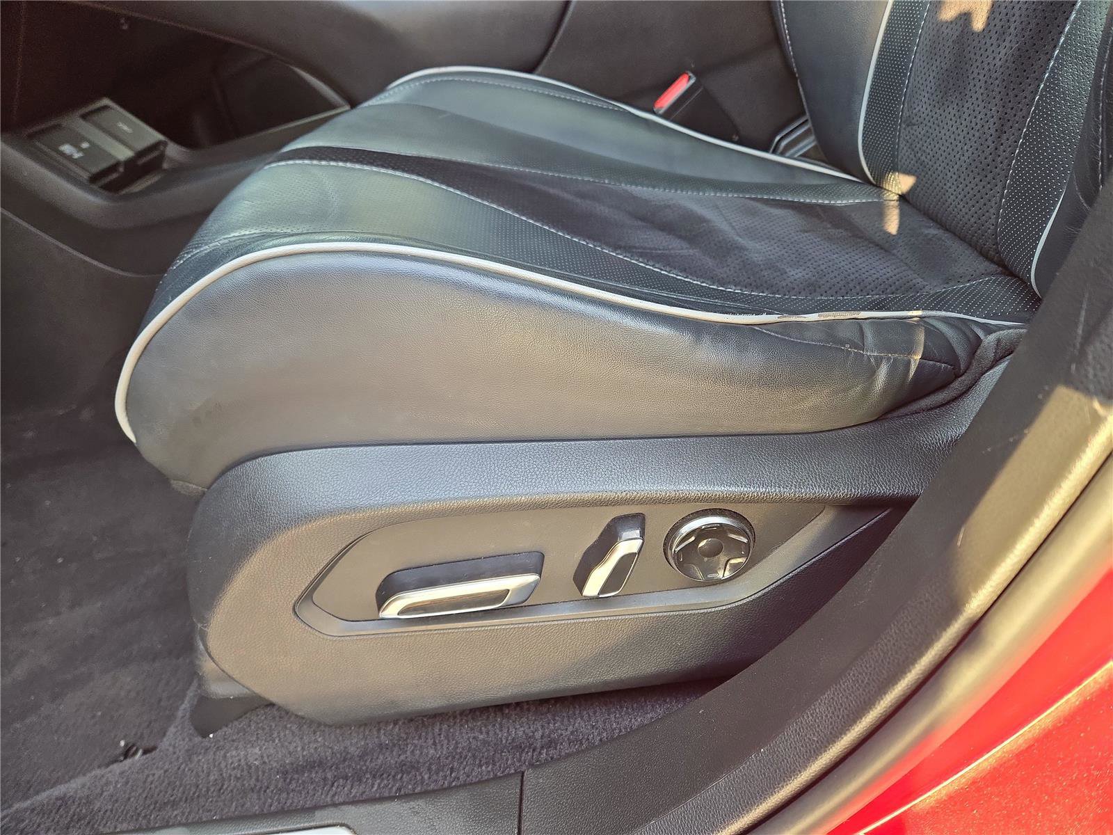 Used 2019 Acura RDX A-Spec image 23