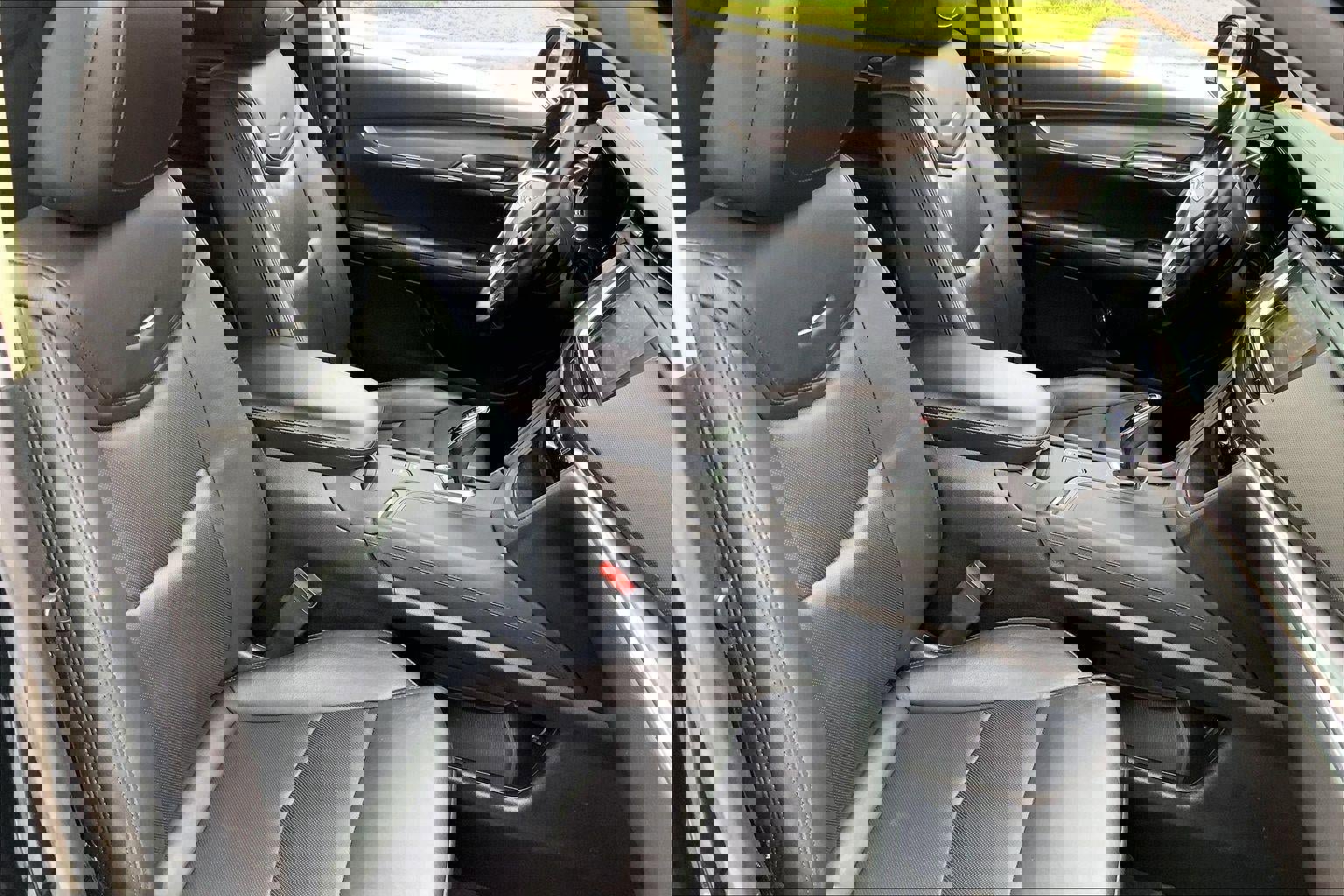 Used 2019 Cadillac XT5 Luxury AWD/4WD image 7