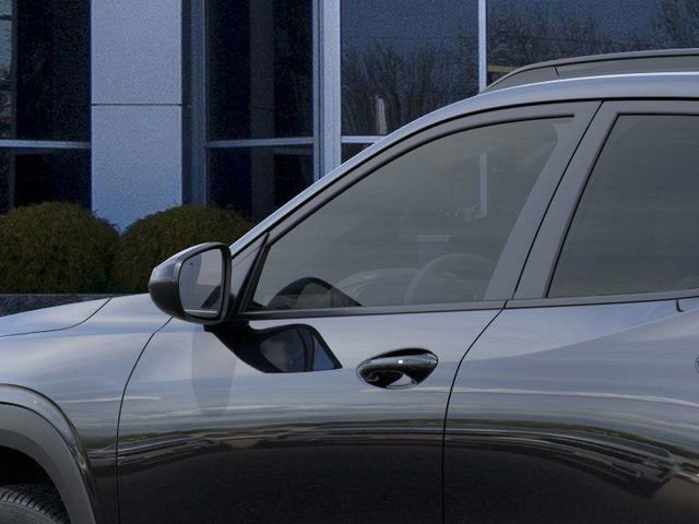 New 2026 Chevrolet Trax LT w/ Driver Confidence Package image 12