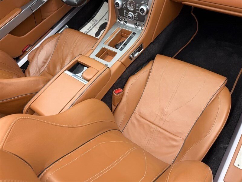 Used 2012 Aston Martin Virage Volante RWD image 20