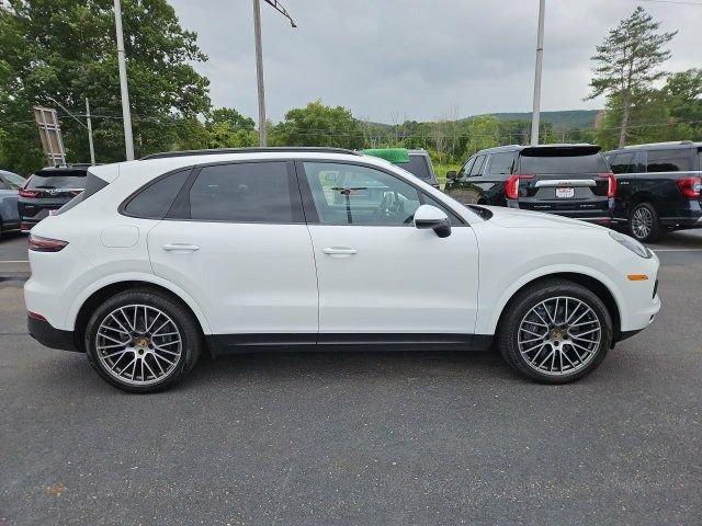 Used 2022 Porsche Cayenne Platinum Edition AWD/4WD image 7
