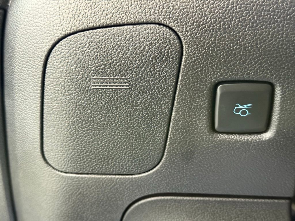 Used 2021 Ford Mustang Shelby GT500 w/ Carbon Fiber Track Pack image 23