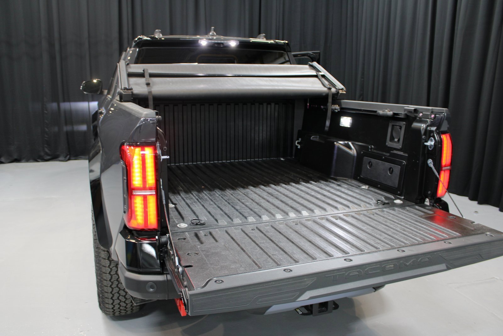 Used 2025 Toyota Tacoma TRD Pro image 16