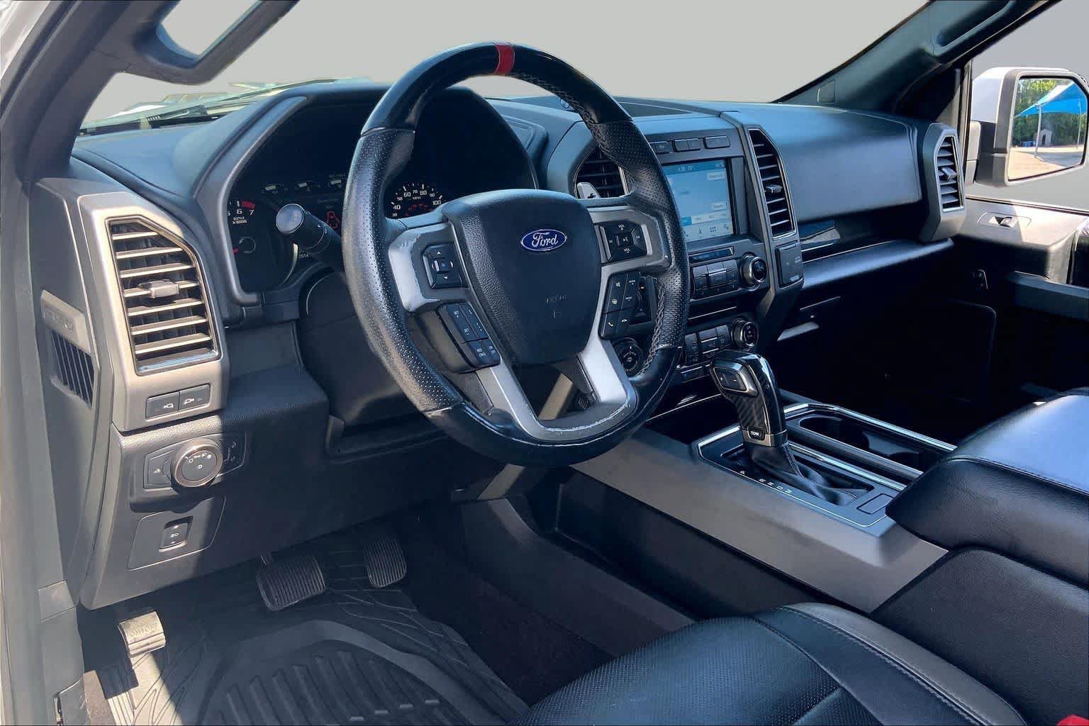 Used 2018 Ford F150 Raptor w/ Equipment Group 802A Luxury AWD/4WD image 17