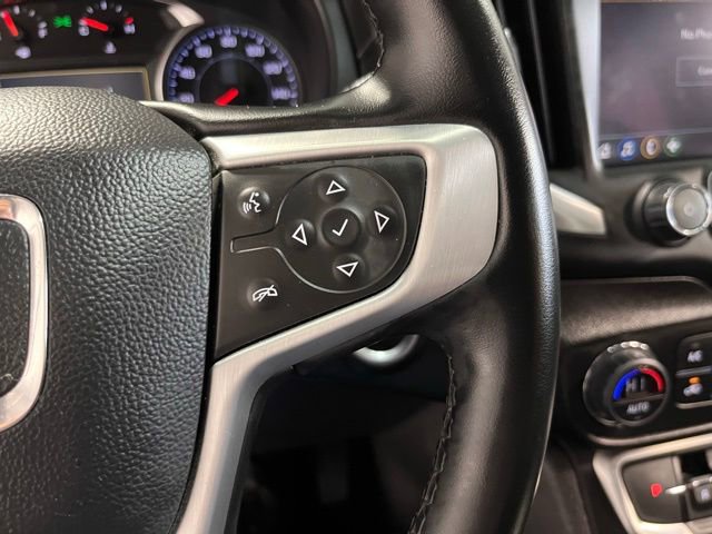Used 2024 GMC Terrain SLT image 27