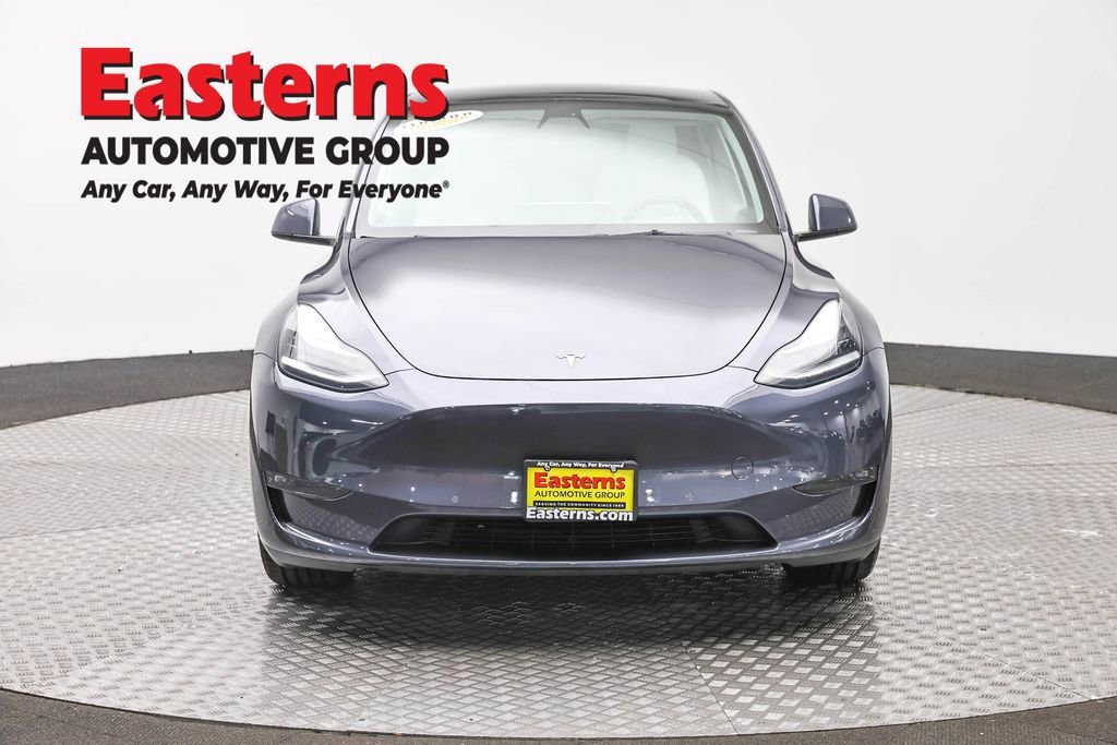 Used 2022 Tesla Model Y Long Range AWD/4WD image 2
