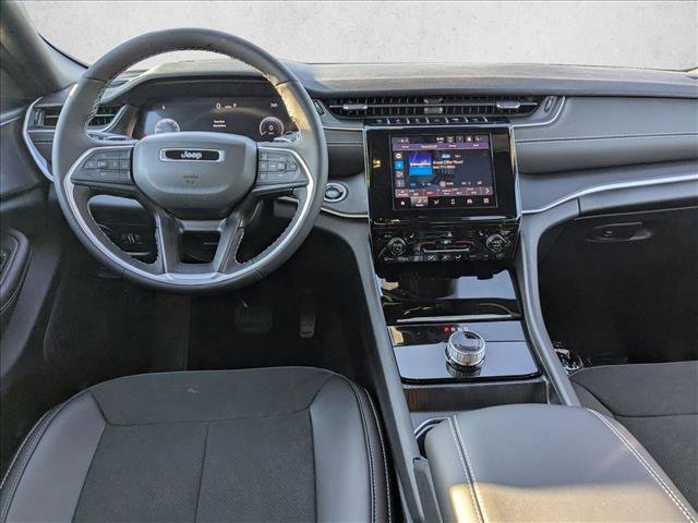 New 2025 Jeep Grand Cherokee L Altitude image 15