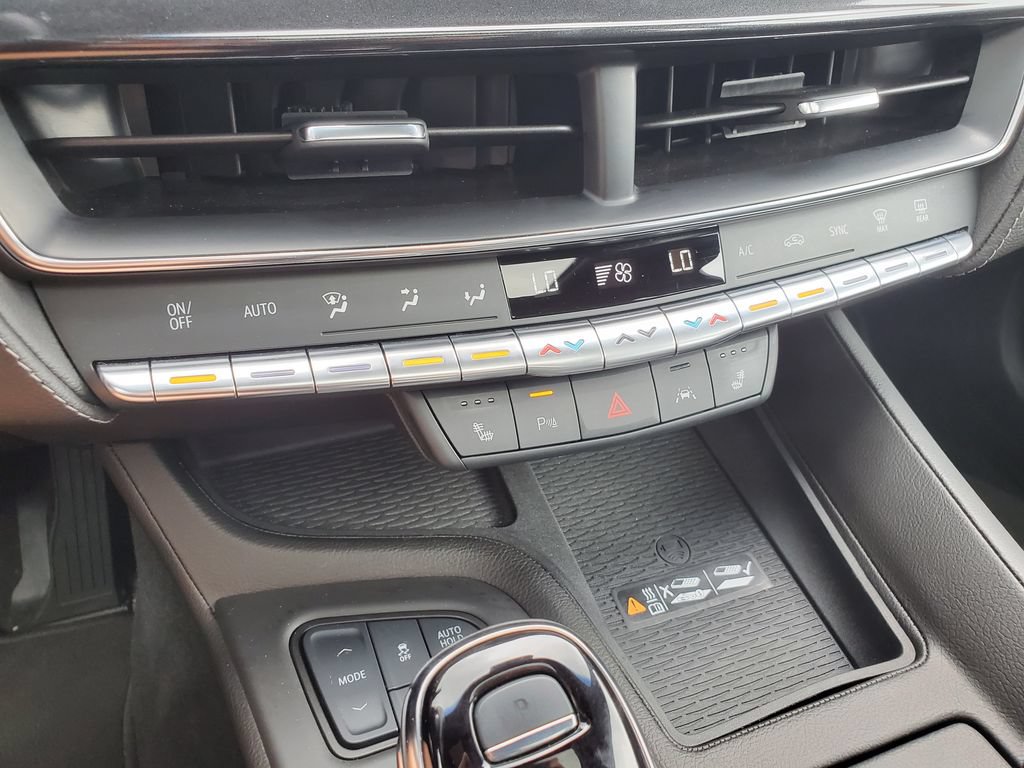 Used 2023 Cadillac CT5 Luxury w/ Sun And Sound Package AWD/4WD image 28