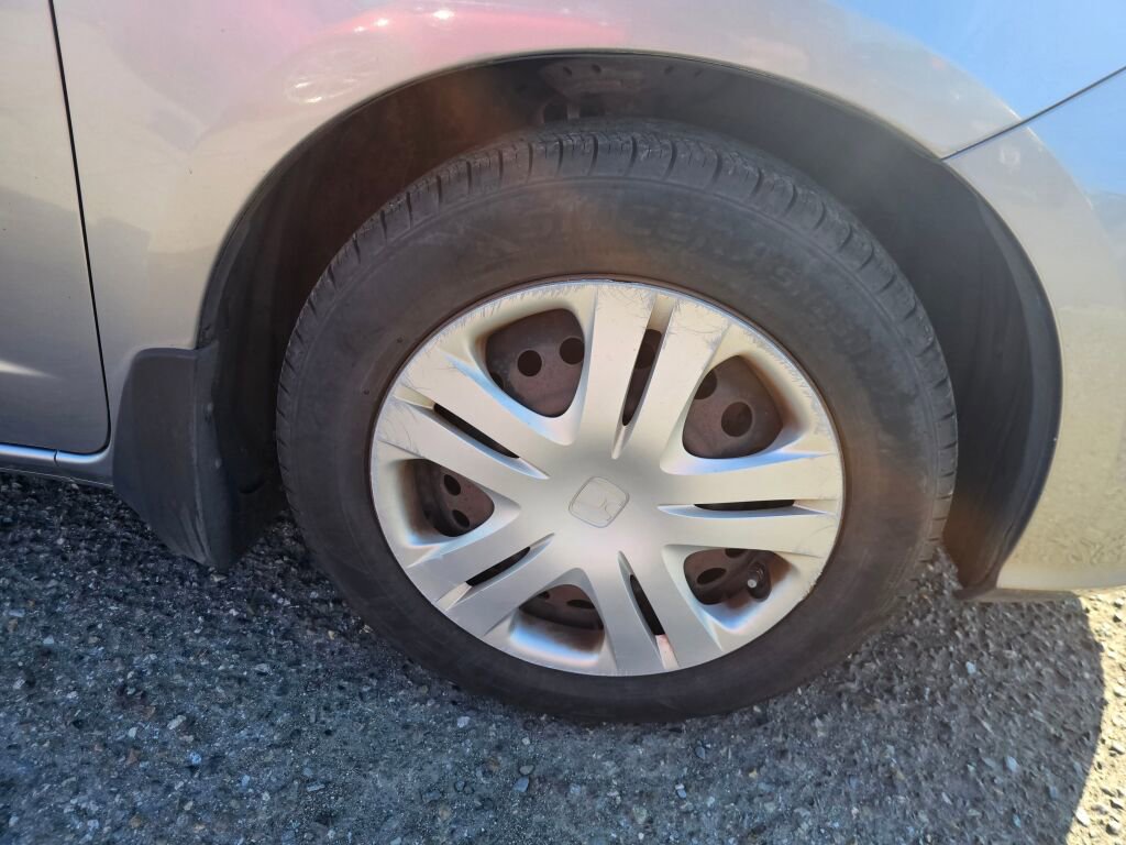 Used 2010 Honda Fit Base image 9