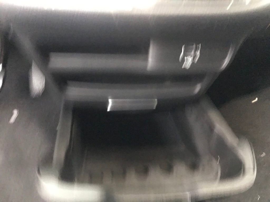 New 2026 Chrysler Pacifica Select w/ S Appearance Package image 26