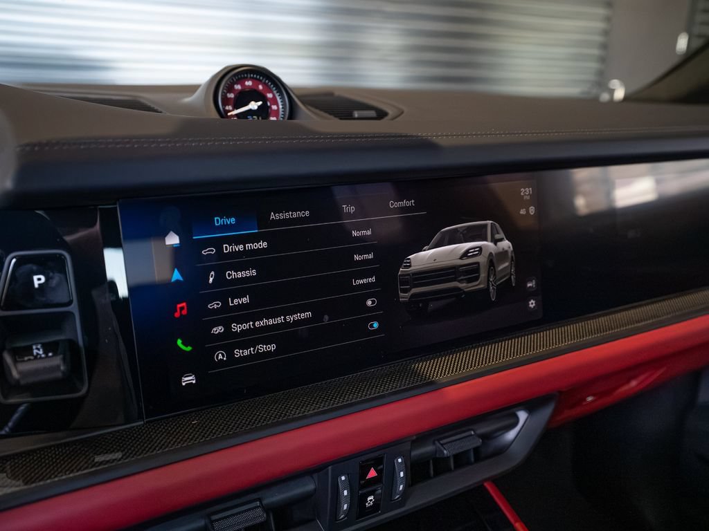 New 2026 Porsche Cayenne GTS AWD/4WD image 18
