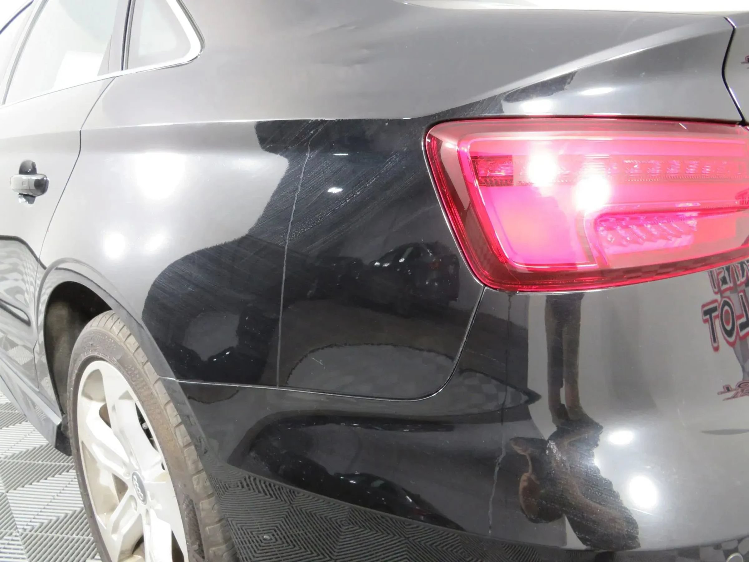 Used 2018 Audi A3 2.0T Premium Plus w/ Premium Plus Package AWD/4WD image 30