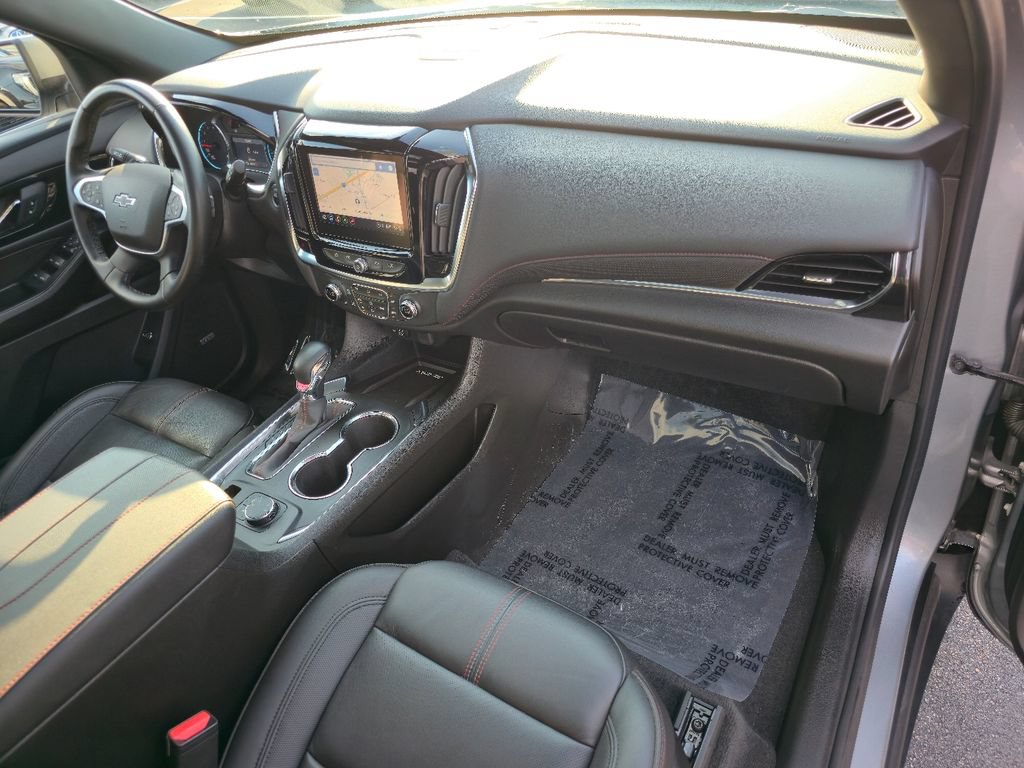 Certified 2023 Chevrolet Traverse RS w/ LPO, Floor Liner Package AWD/4WD image 32