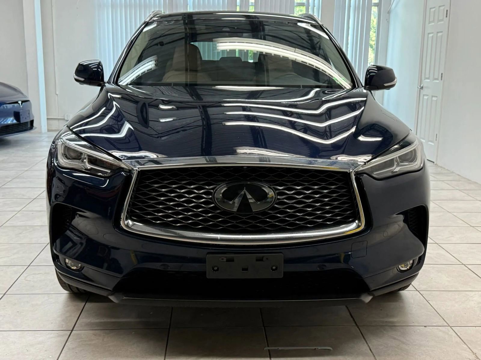 Used 2019 INFINITI QX50 Essential w/ Proassist Package image 2