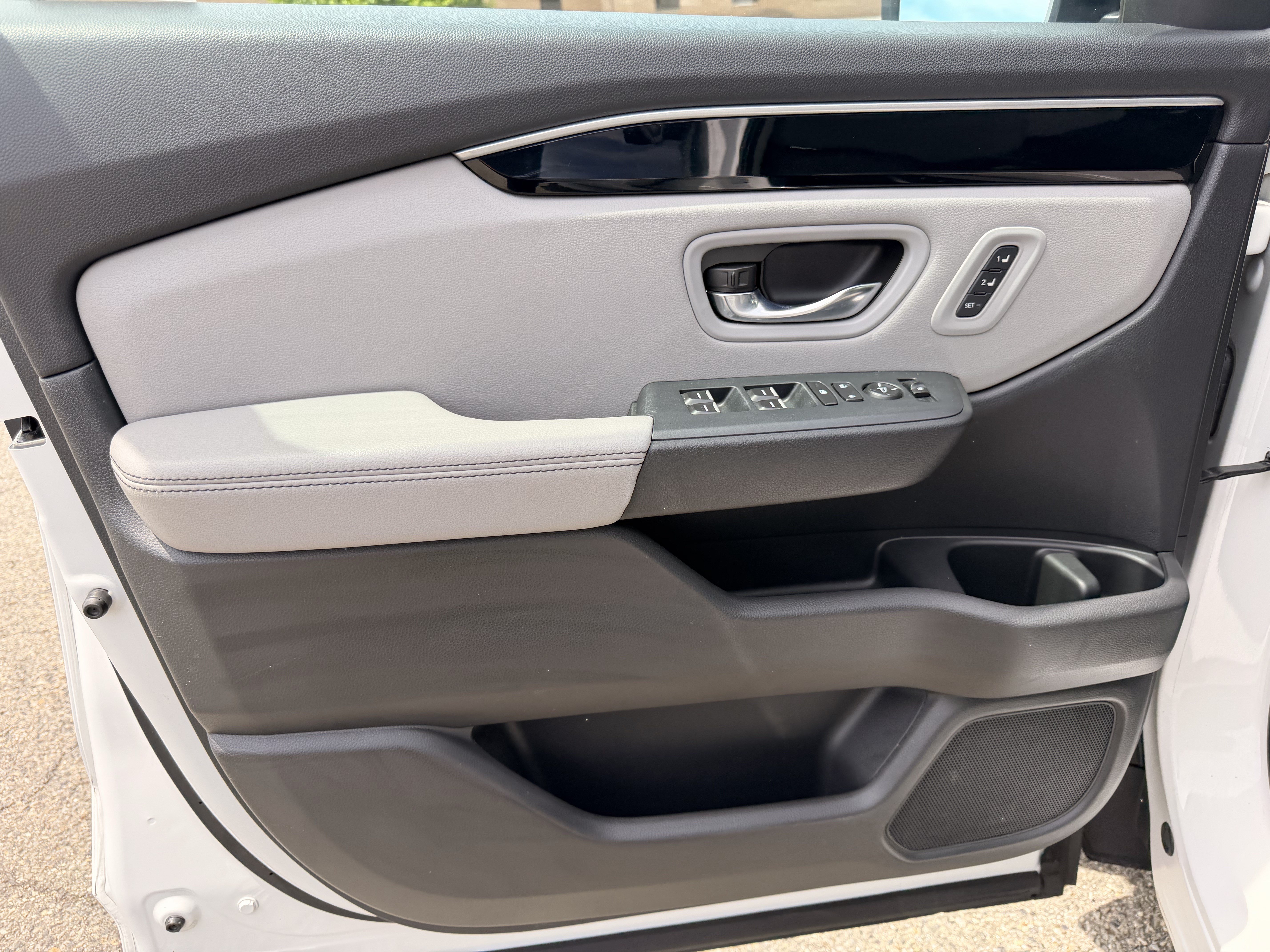 Certified 2023 Honda Pilot Touring image 12