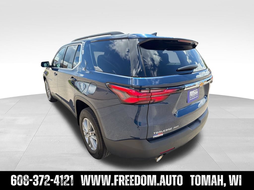 Used 2023 Chevrolet Traverse LT AWD/4WD image 4