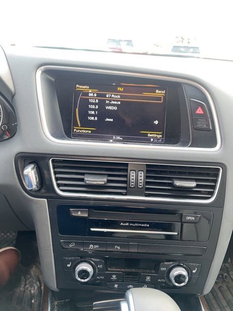 Used 2016 Audi Q5 2.0T Premium Plus w/ Technology Package image 22