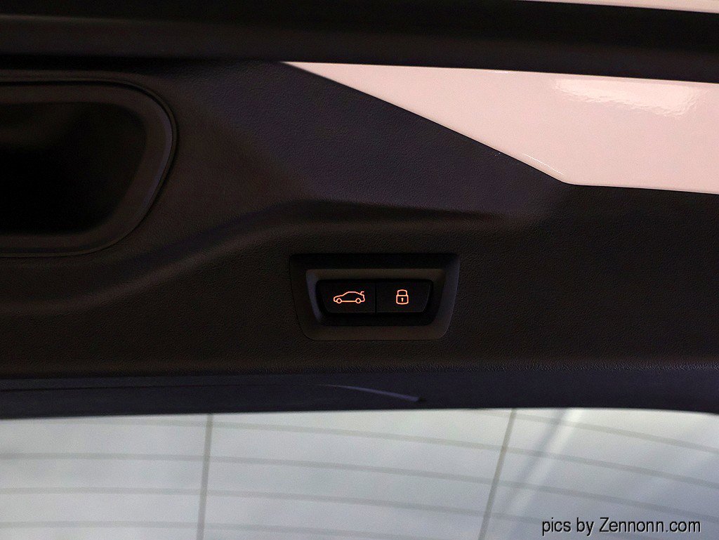 Certified 2024 BMW ALPINA XB7 image 36