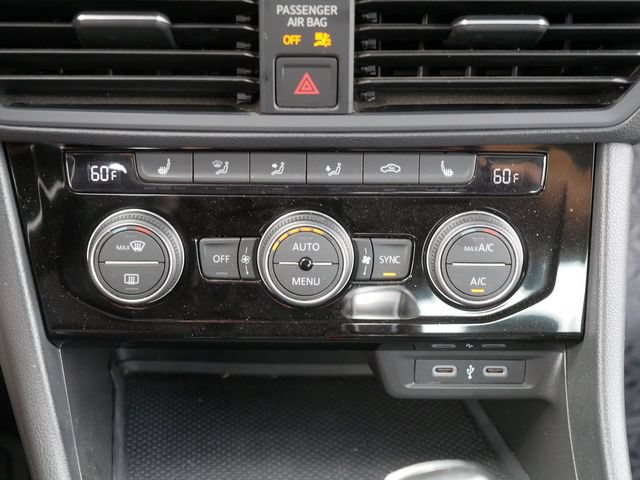 Certified 2023 Volkswagen Jetta SE FWD image 30