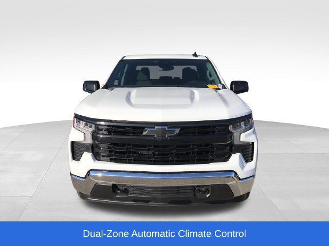 Used 2024 Chevrolet Silverado 1500 LT AWD/4WD image 5