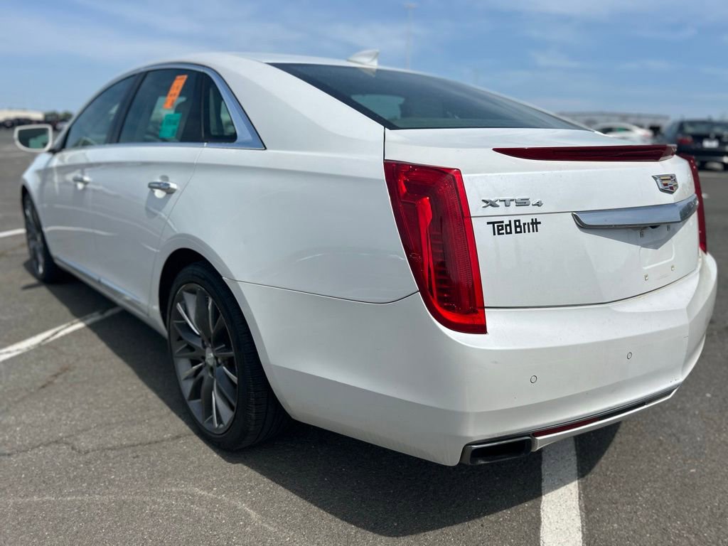 Used 2016 Cadillac XTS Platinum AWD/4WD image 3