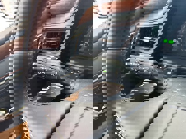 New 2025 Lexus ES 350 Ultra Luxury image 22