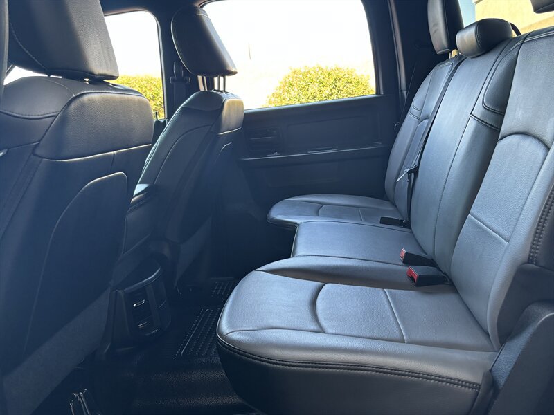 Used 2024 RAM 2500 Tradesman w/ Chrome Appearance Group AWD/4WD image 30