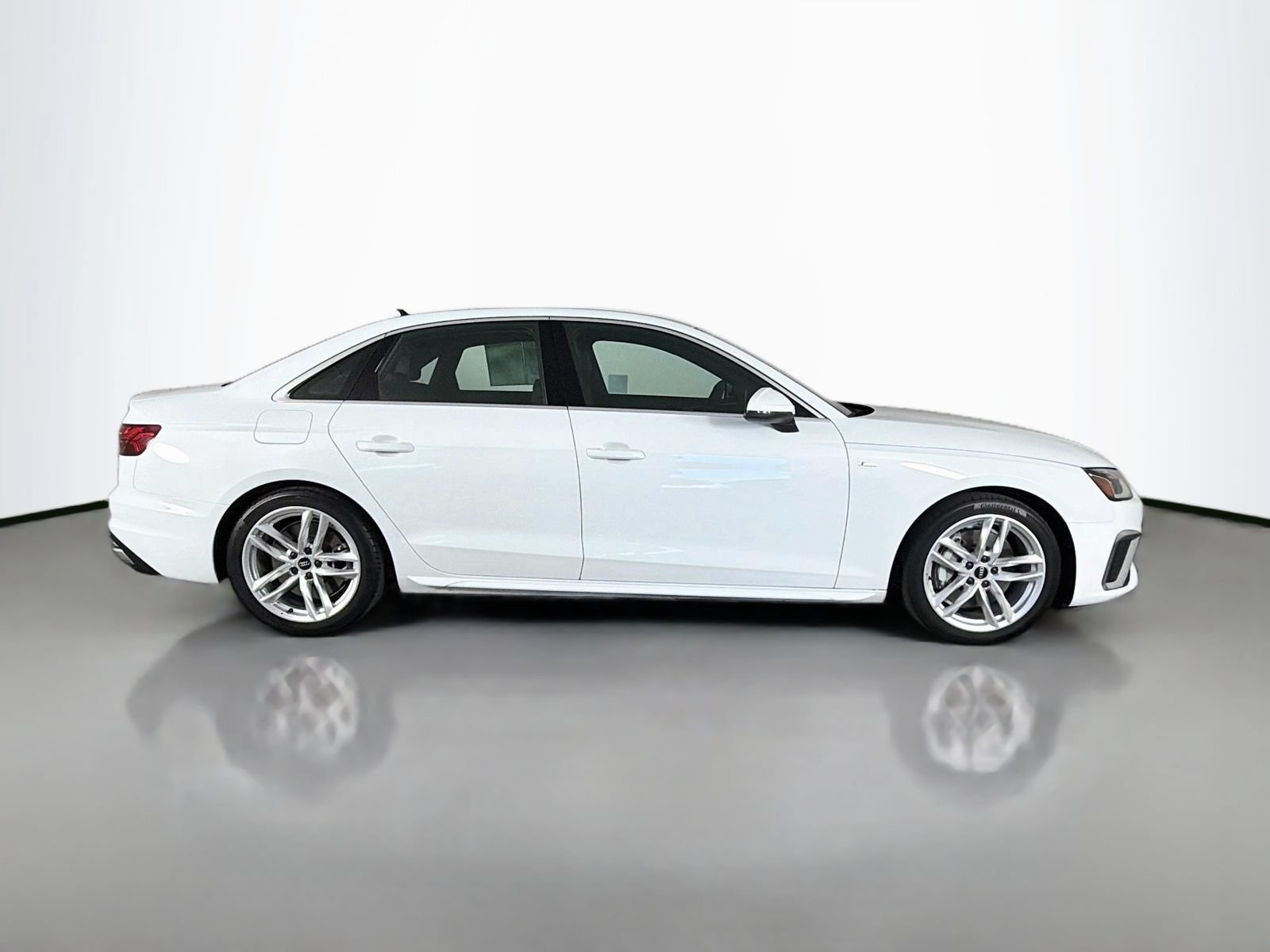Used 2023 Audi A4 2.0T Premium w/ Convenience Package AWD/4WD image 8