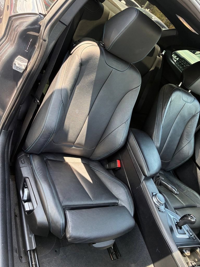 Used 2018 BMW M2 RWD image 18