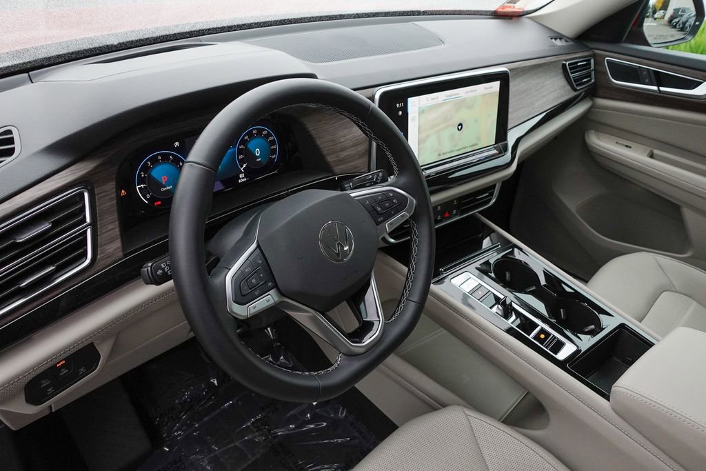 Certified 2025 Volkswagen Atlas SEL image 12