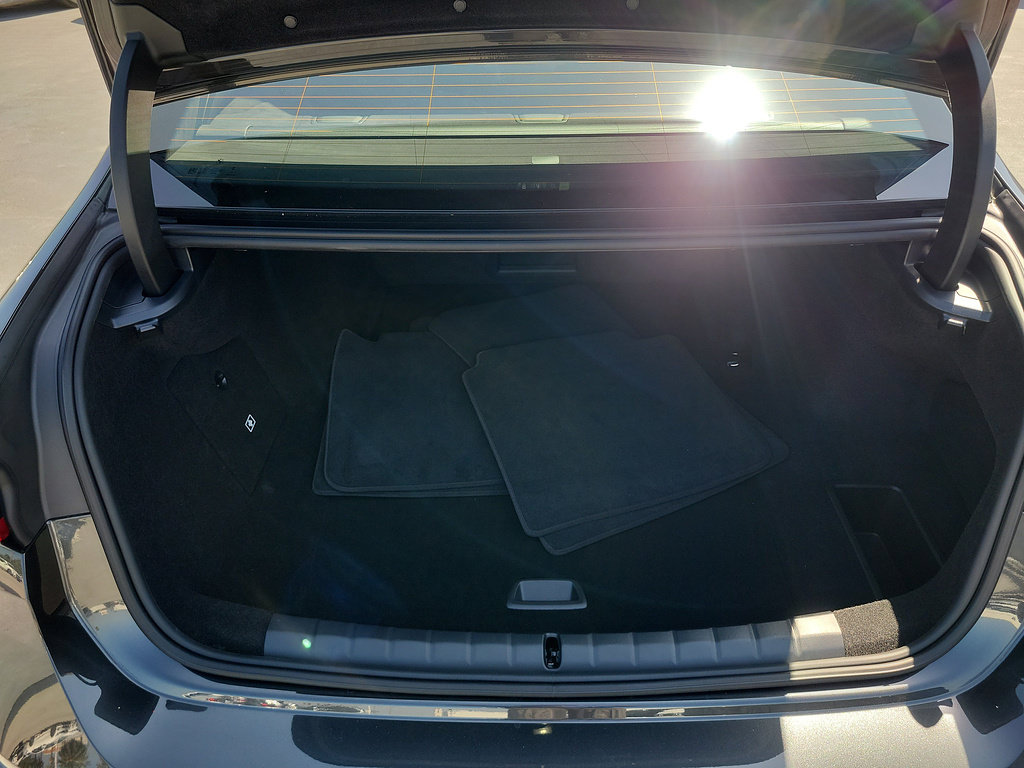 New 2026 BMW i7 M70 RWD image 9